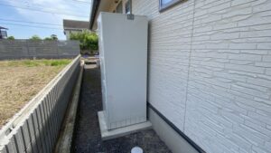 エコキュートの配管から水漏れ？自分でできる応急処置と業者選び
